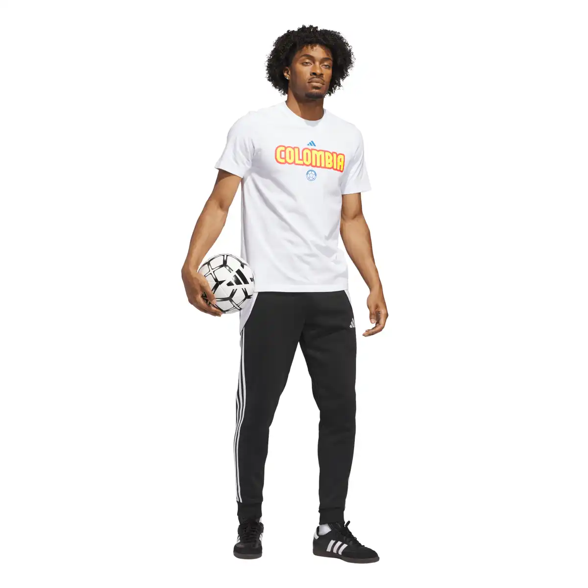 KG3079_5_APPAREL_On_Model_Walking_View_white.webp
